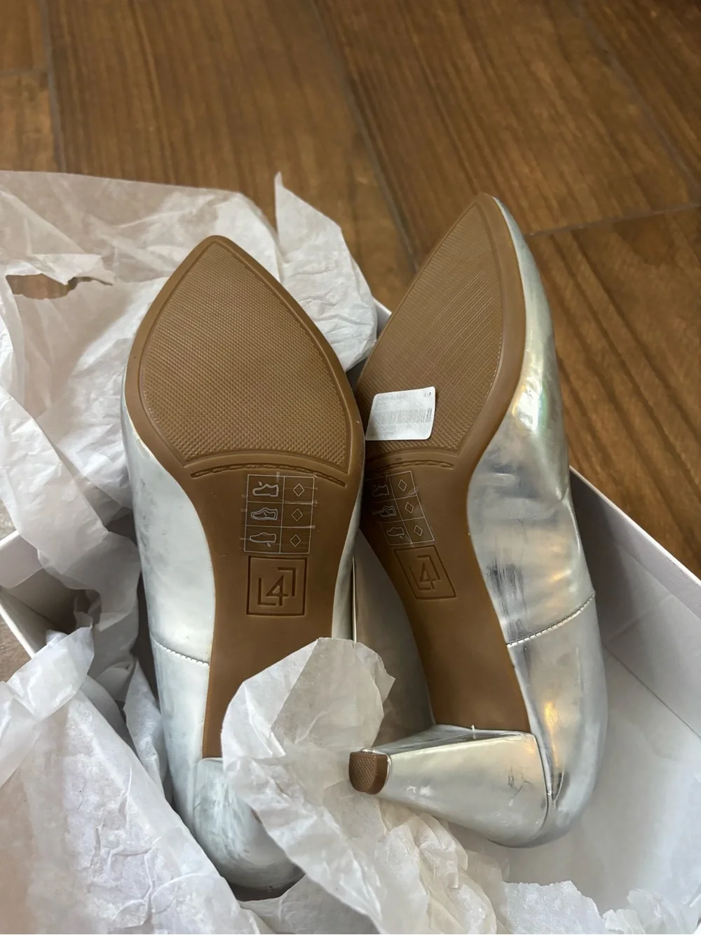 LFL Lust For Life Women's LL-MOXXIE Pump Pointed Toe Silver Patent Dress Pumps